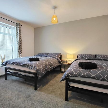 Stott House - Bright Spacious Townhouse 15 Minutes To Central Manchester With Free Parking Exterior foto