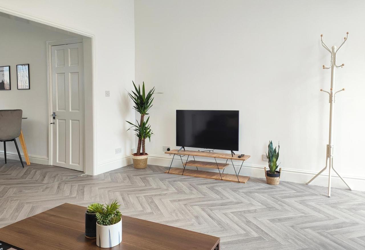 Stott House - Bright Spacious Townhouse 15 Minutes To Central Manchester With Free Parking Exterior foto