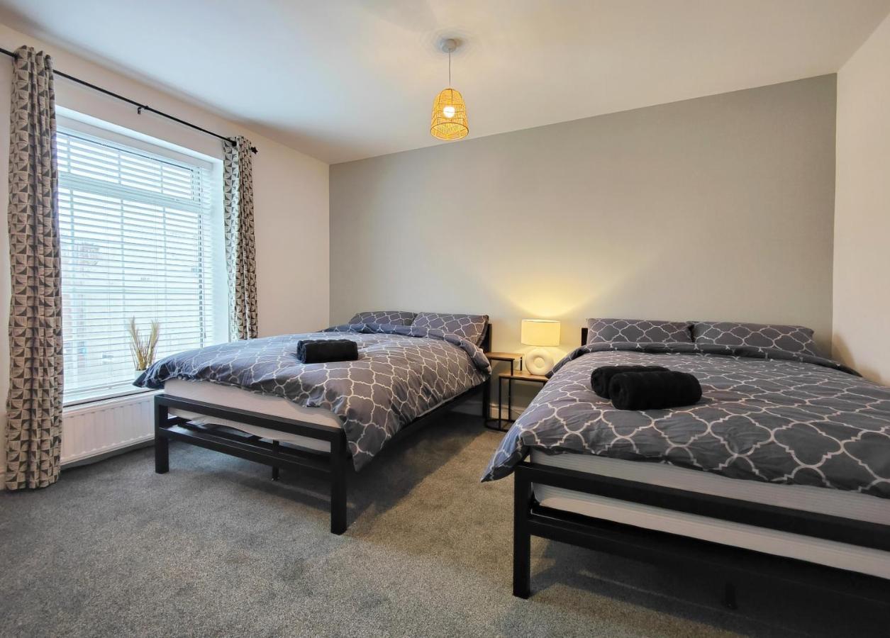 Stott House - Bright Spacious Townhouse 15 Minutes To Central Manchester With Free Parking Exterior foto
